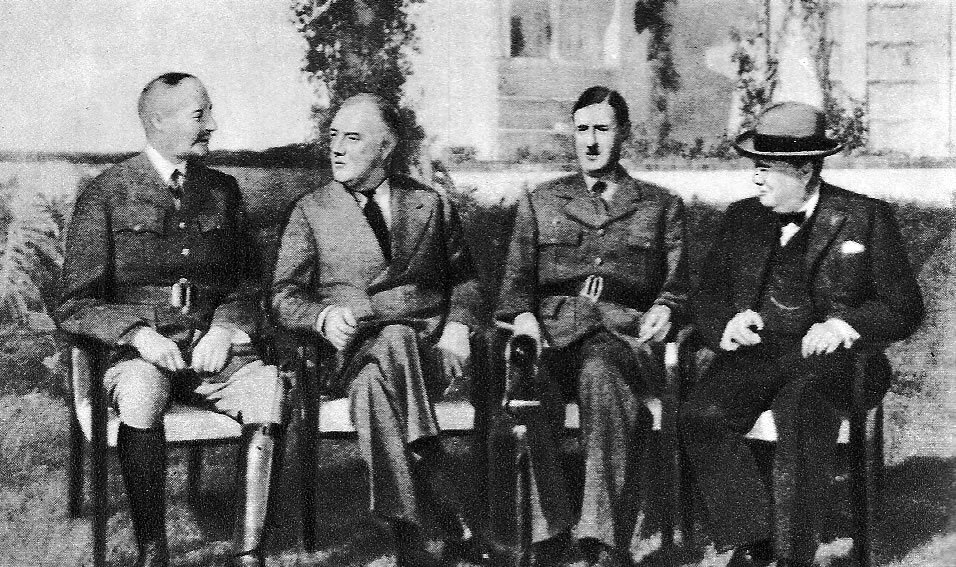 Слева направо: А.Жиро, Ф.Рузвельт, Ш.де Голль, У.Черчилль. Касабланка, январь 1943г.