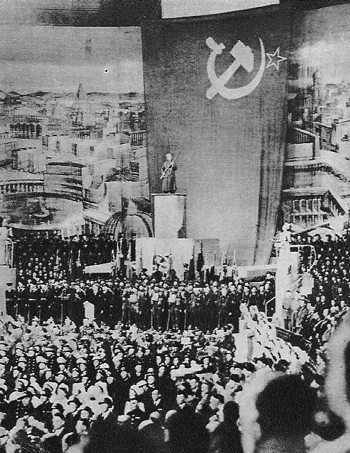 Митинг, посвященный открытию выставки "25 лет СССР и Красной Армии". Лондон, 21 февраля 1943г.