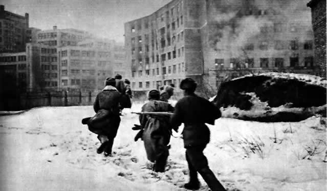 Бои на улицах Харькова. Февраль 1943 г.
