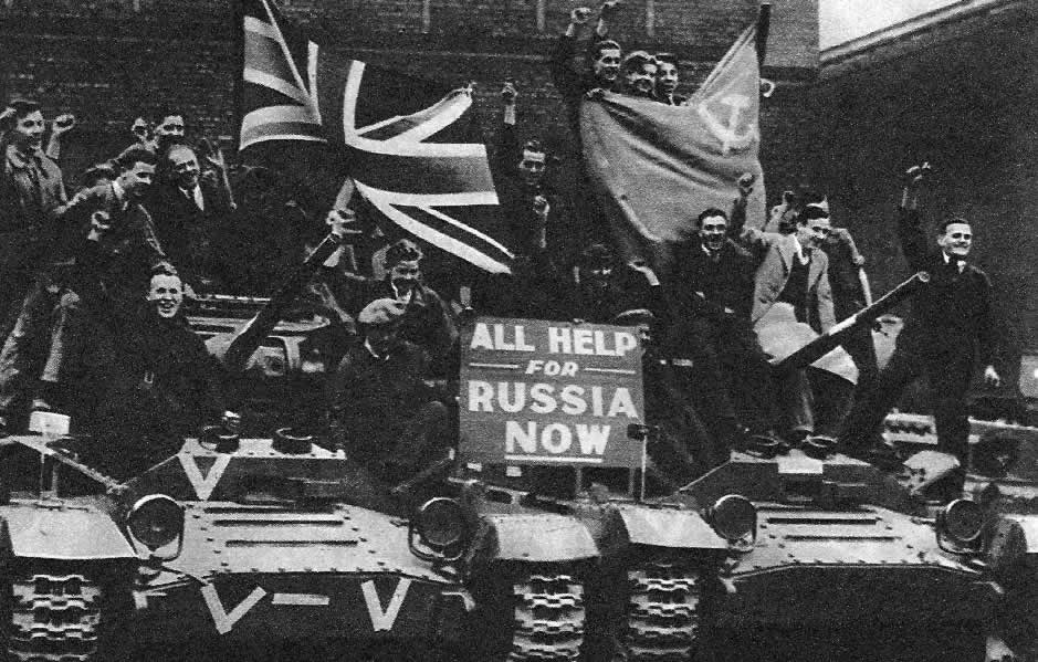Трудовой народ Англии с первых дней нападения фашистской Германии на СССР выступил в поддержку Советского Союза