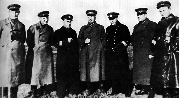 Командование Одесского оборонительного района. Слева направо: М.Г.Кузнецов, Ф.Н. Воронин, И.И.Азаров, Г.П. Сафронов, Г.В. Жуков, Л.П. Бочаров, А. Г. Колыбанов. 1941 г.