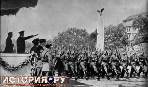 Фашистский легион "Кондор", зверствовавший в Испании, проходит церемониальным маршем. Берлин, 1938