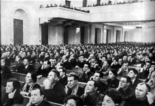 в зале заседаний XVIII съезда ВКП(б), Москва, Март 1939
